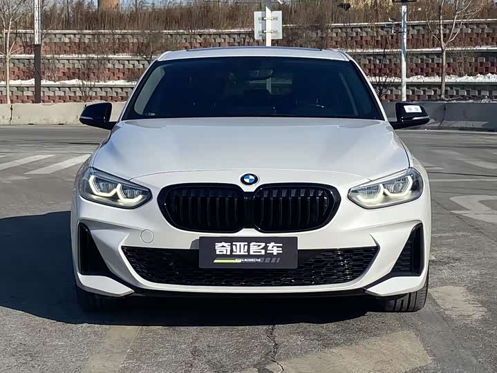 Фото 2 - BMW 1 Series