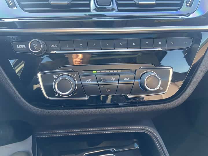 Фото 7 - BMW 1 Series