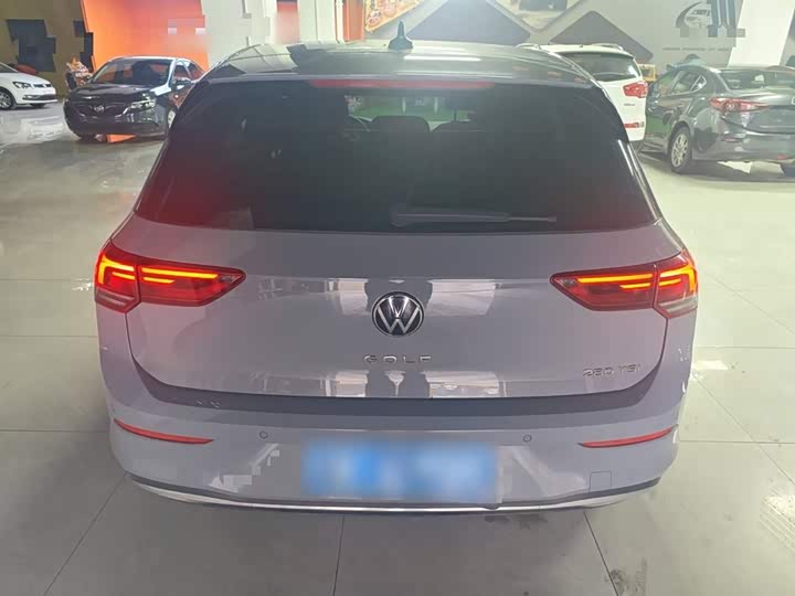 Фото 6 - Volkswagen Golf