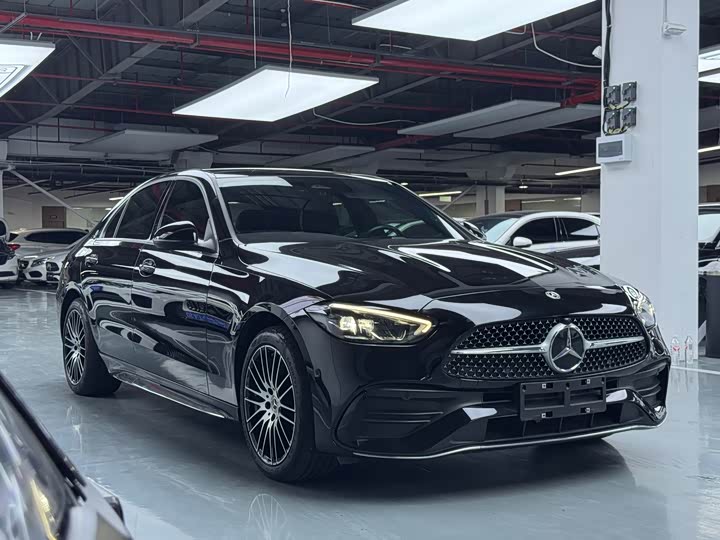 Фото 4 - Mercedes-Benz C-Class