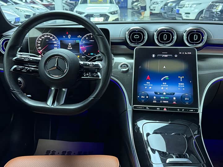 Фото 7 - Mercedes-Benz C-Class