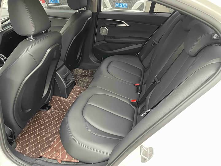 Фото 6 - BMW 1 Series