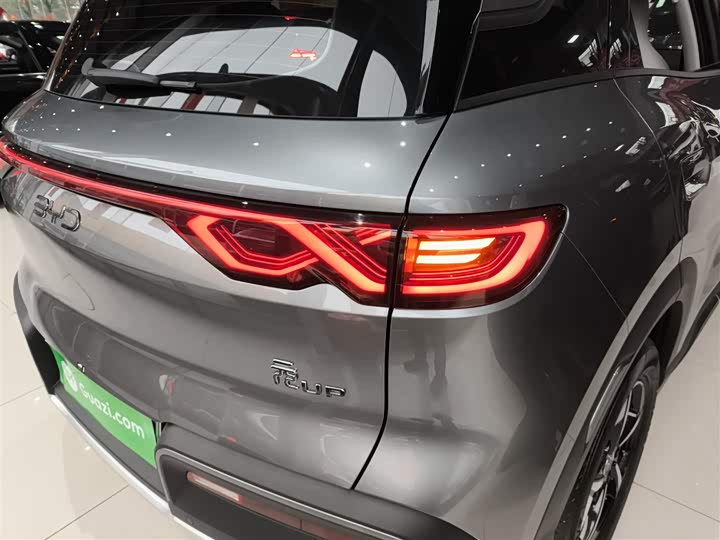 Фото 8 - BYD Yuan Up