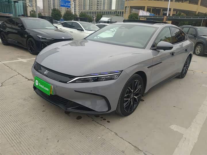 Фото 2 - BYD Han