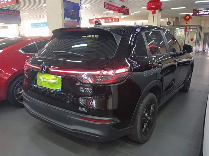 Фото 7 - Honda HR-V