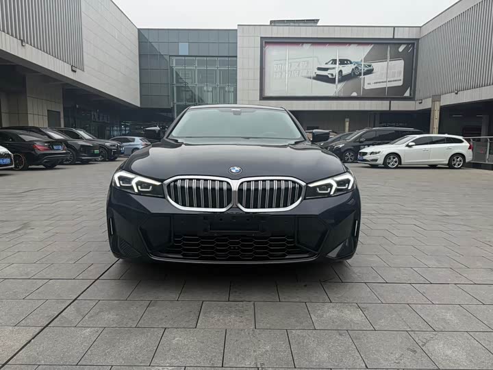 Фото 2 - BMW 3 Series