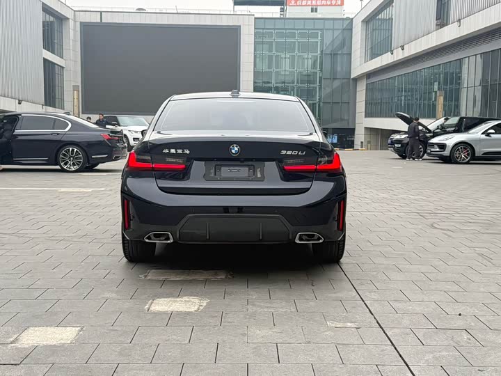 Фото 8 - BMW 3 Series