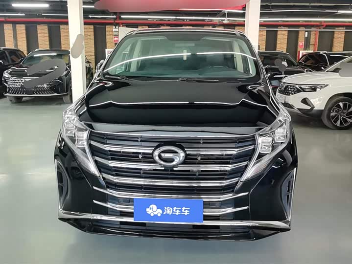 Фото 2 - GAC Trumpchi M8