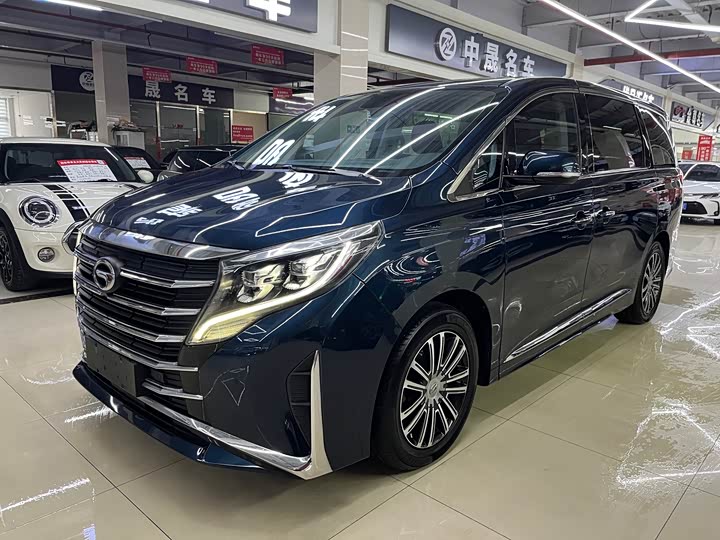 Фото 1 - GAC Trumpchi M8