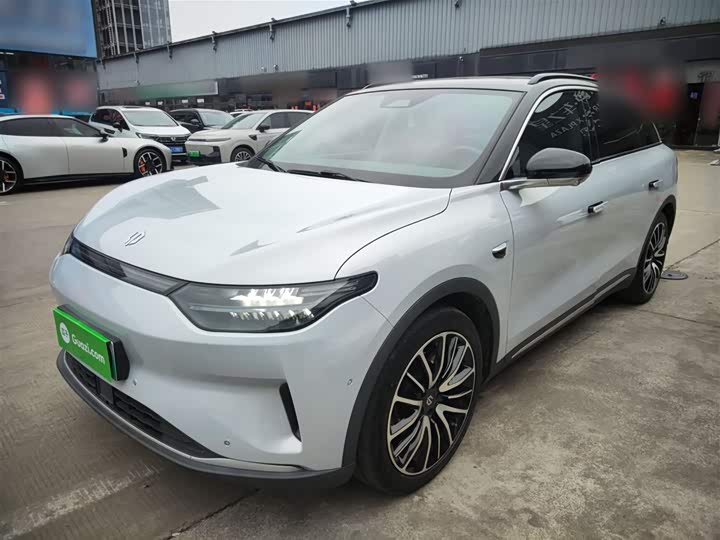 Фото 2 - Leapmotor C11