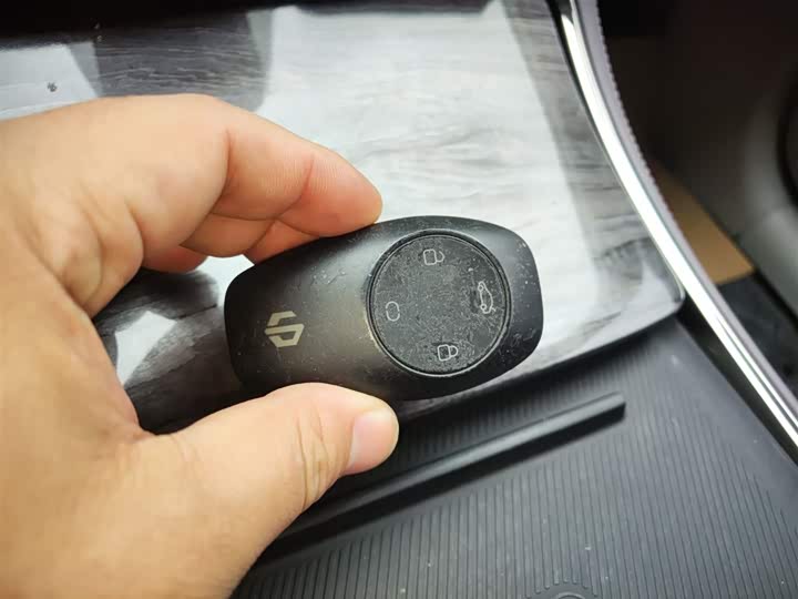 Фото 9 - Leapmotor C11