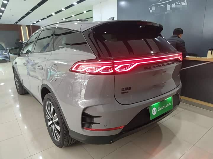 Фото 5 - BYD Tang Hybrid/EV