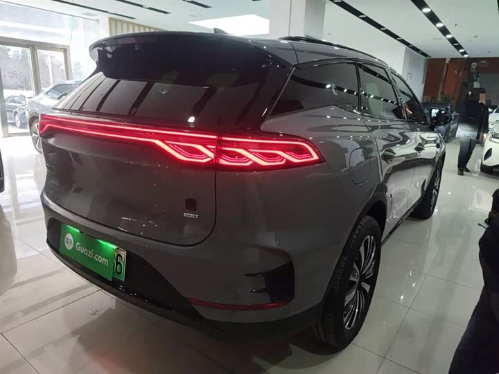 Фото 7 - BYD Tang Hybrid/EV