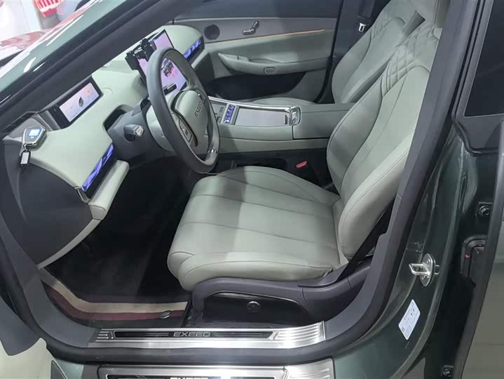 Фото 9 - Exeed Sterra ES