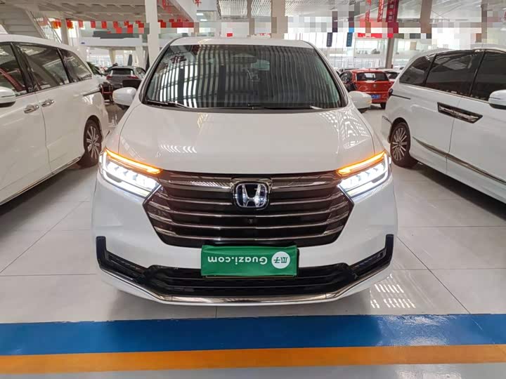 Фото 3 - Honda Odyssey