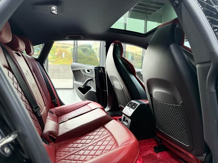 Фото 8 - Audi S5