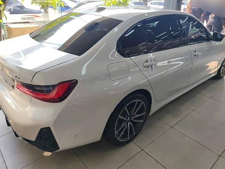 Фото 3 - BMW 3 Series