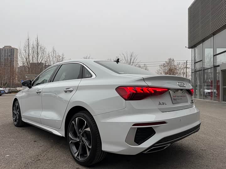 Фото 8 - Audi A3