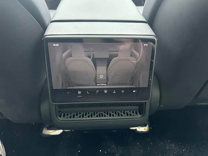 Фото 6 - Tesla Model 3