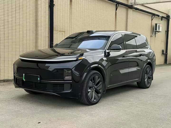 Фото 1 - LiXiang L9