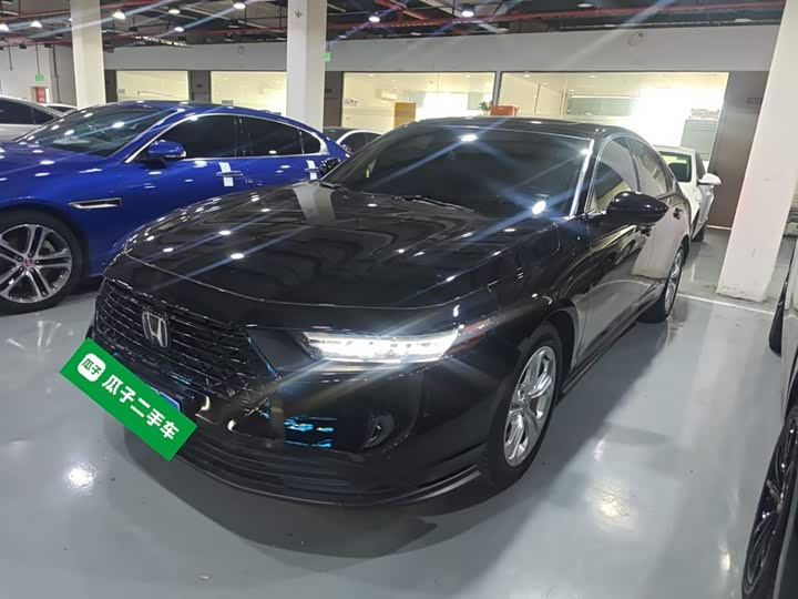 Фото 1 - Honda Accord