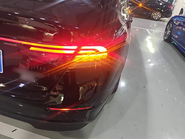 Фото 8 - Honda Accord