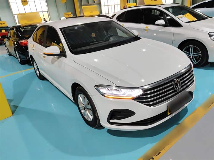 Фото 4 - Volkswagen Lavida