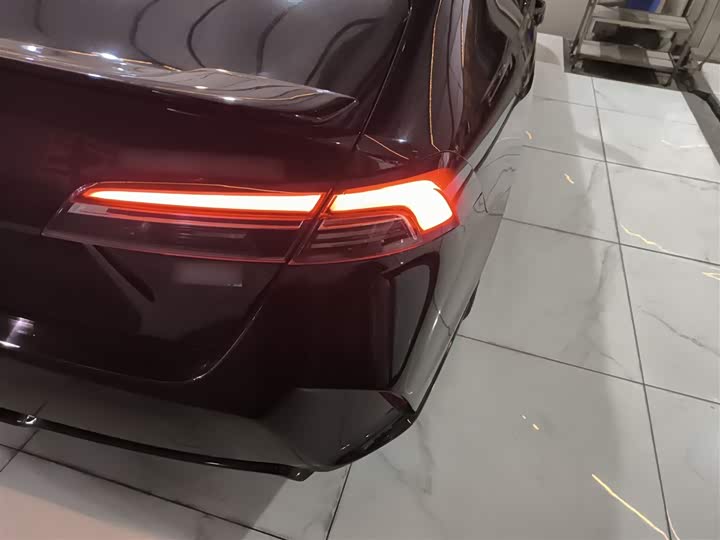 Фото 8 - Honda Inspire