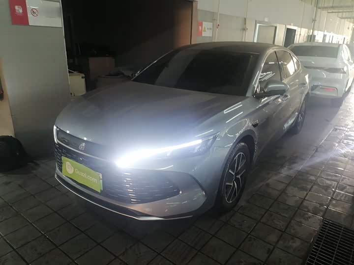 Фото 2 - BYD Qin L