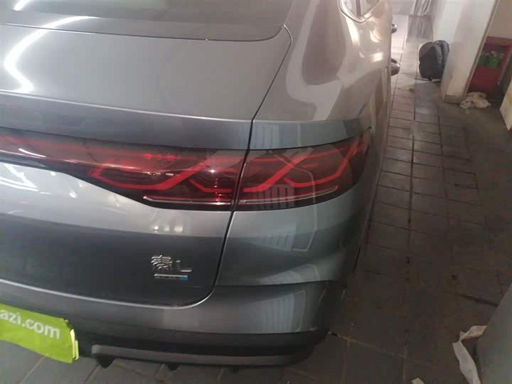 Фото 8 - BYD Qin L