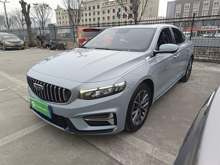 Фото 2 - Geely Preface