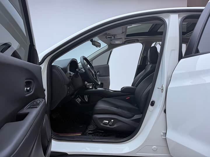 Фото 5 - Honda Vezel