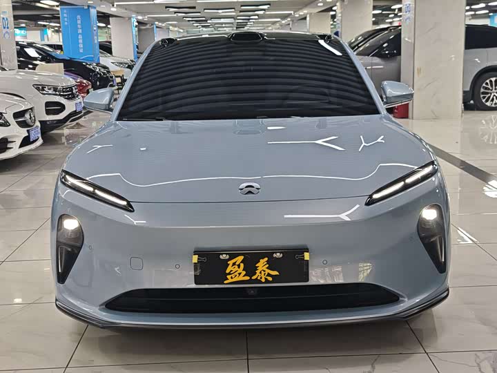 Фото 2 - Nio ET5T