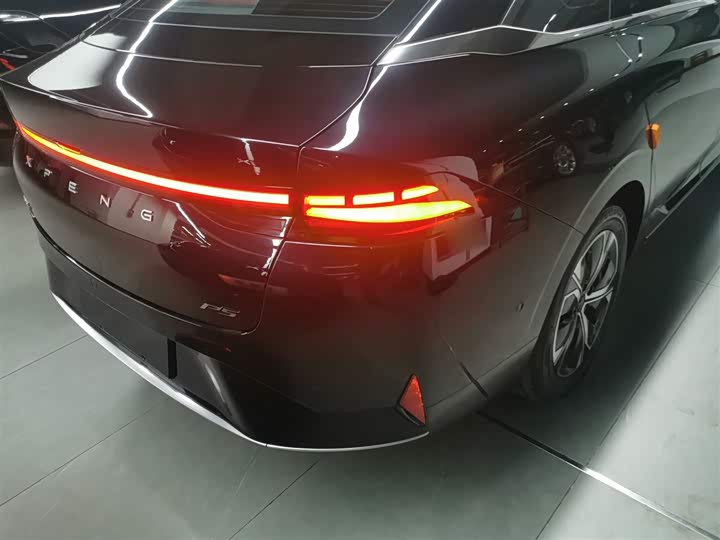 Фото 8 - XPeng P5