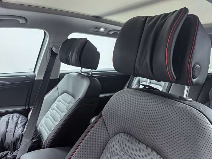 Фото 5 - Volkswagen Tiguan L Pro