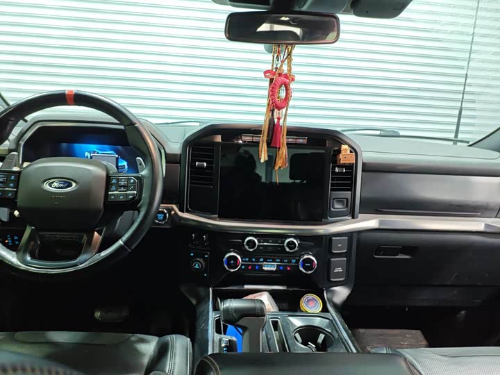 Фото 7 - Ford F-150 Raptor