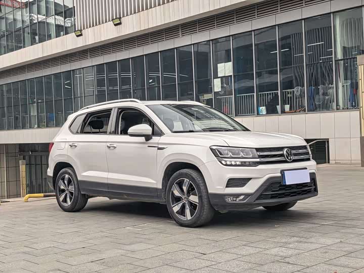 Фото 5 - Volkswagen Tharu