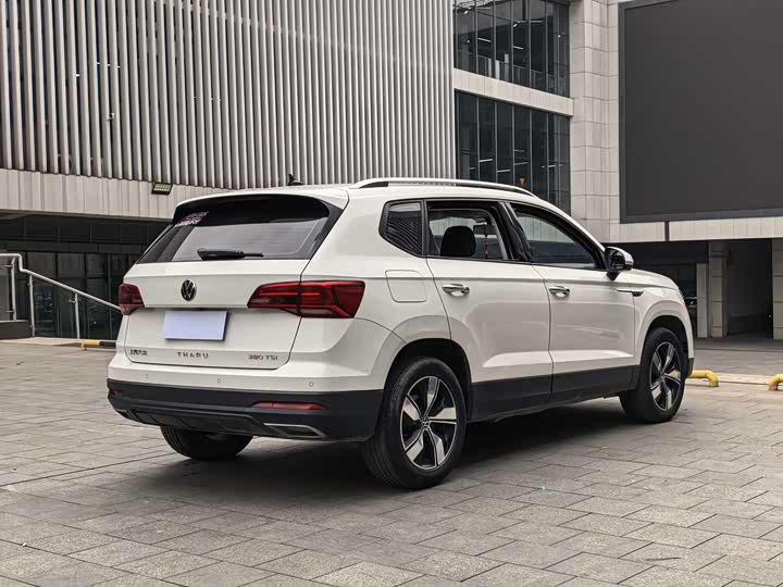 Фото 7 - Volkswagen Tharu