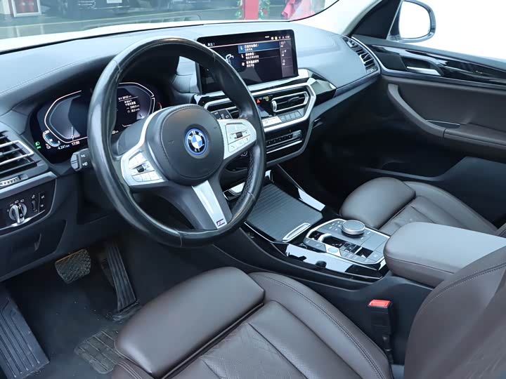 Фото 5 - BMW iX3