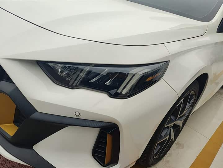 Фото 5 - GAC Trumpchi Empow R