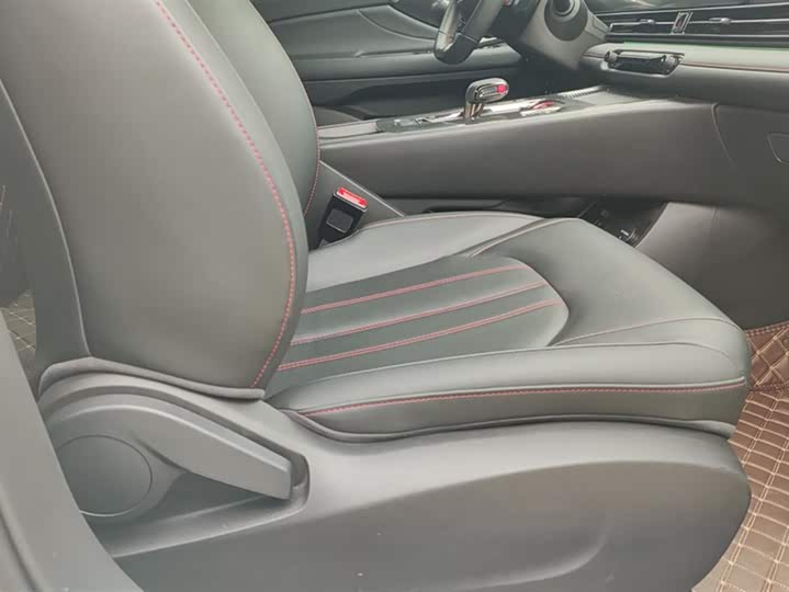 Фото 8 - GAC Trumpchi Empow R