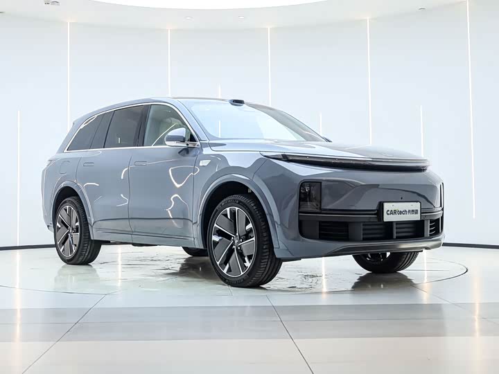 Фото 9 - LiXiang L8