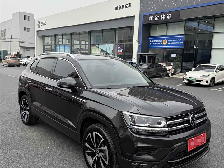 Фото 3 - Volkswagen Tharu