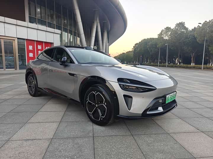 Фото 3 - Xiaomi YU7