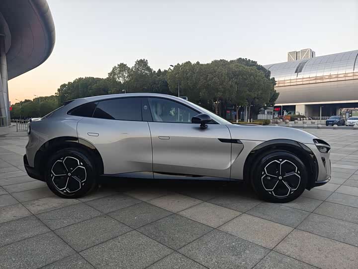 Фото 4 - Xiaomi YU7