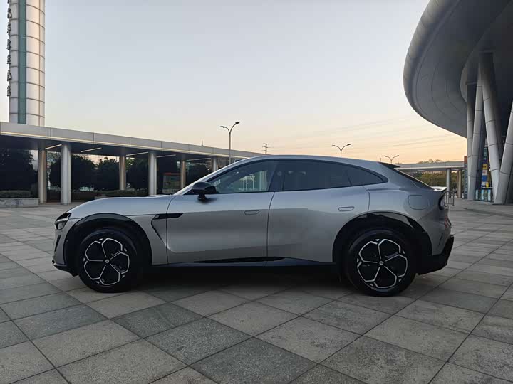 Фото 8 - Xiaomi YU7