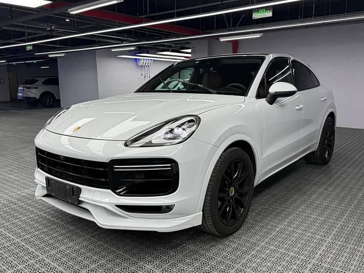Фото 1 - Porsche Cayenne