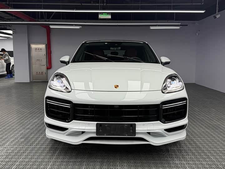 Фото 2 - Porsche Cayenne