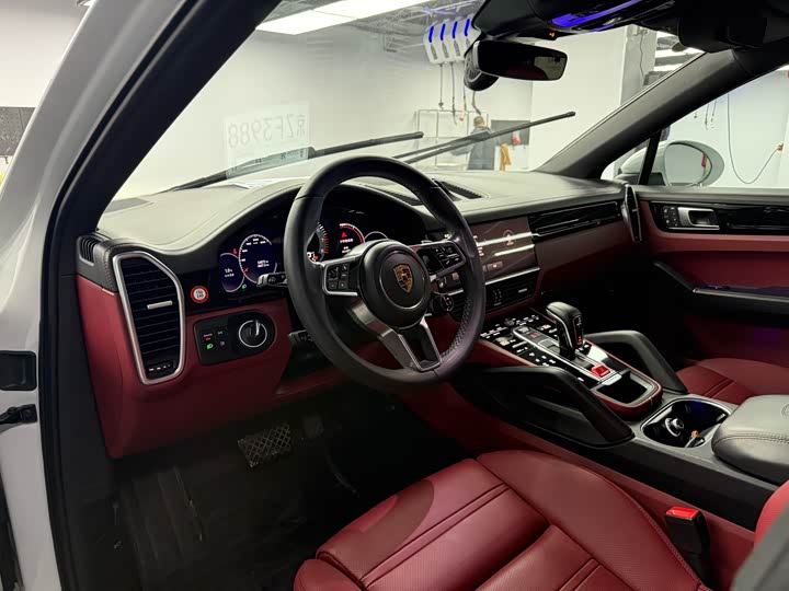 Фото 4 - Porsche Cayenne