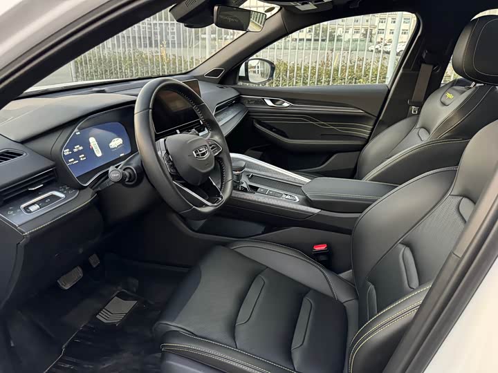 Фото 5 - Geely Preface